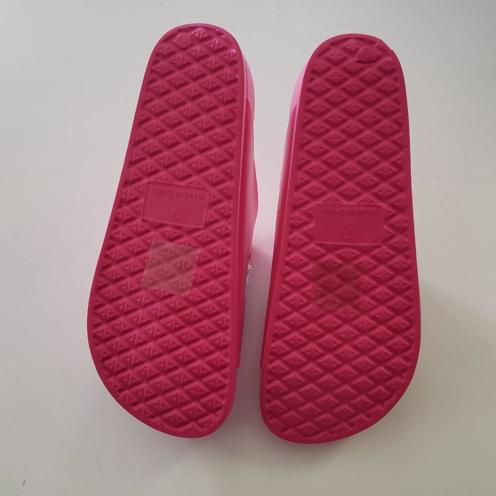 NWT - Pretty Little Thing Pink Slides - Picture 5 of 6
